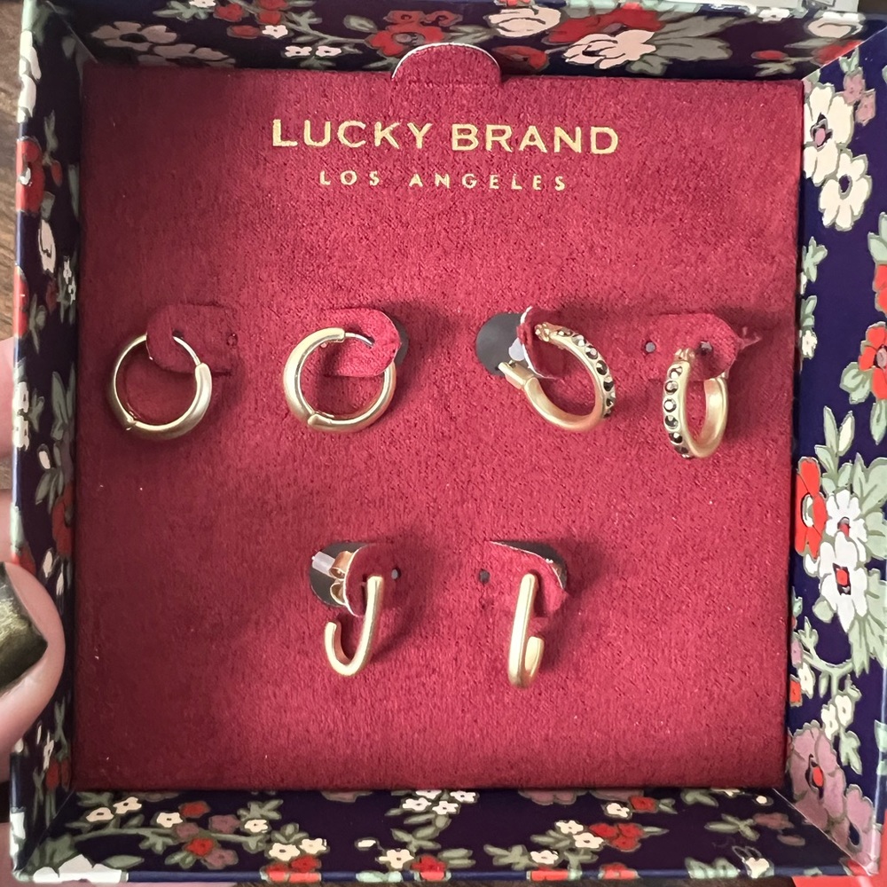 Lucky Brand earring set
